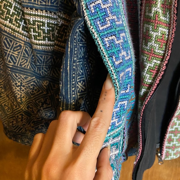 Embroidered Reversible Zip Jacket with Indigo Block Print & Stitchwork - Picture 6 of 12